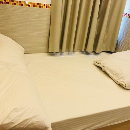 Chung Kiu Come Inn Гонконг Экстерьер фото